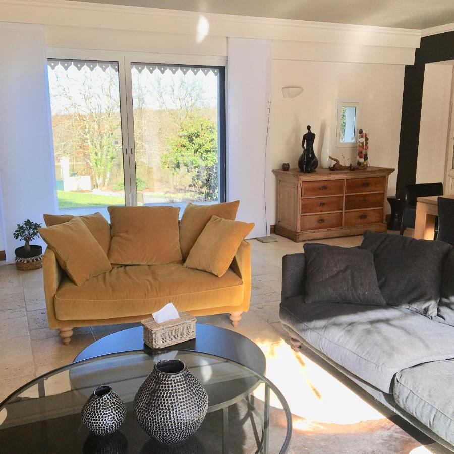 Le Logis De La Brumanderie - Saintes Fontcouverte  Экстерьер фото