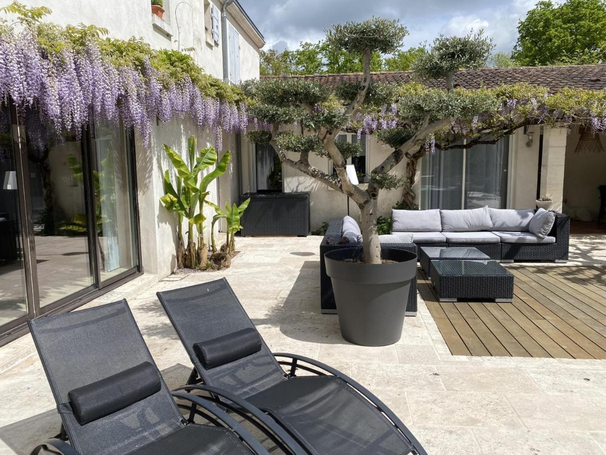 Le Logis De La Brumanderie - Saintes Fontcouverte  Экстерьер фото